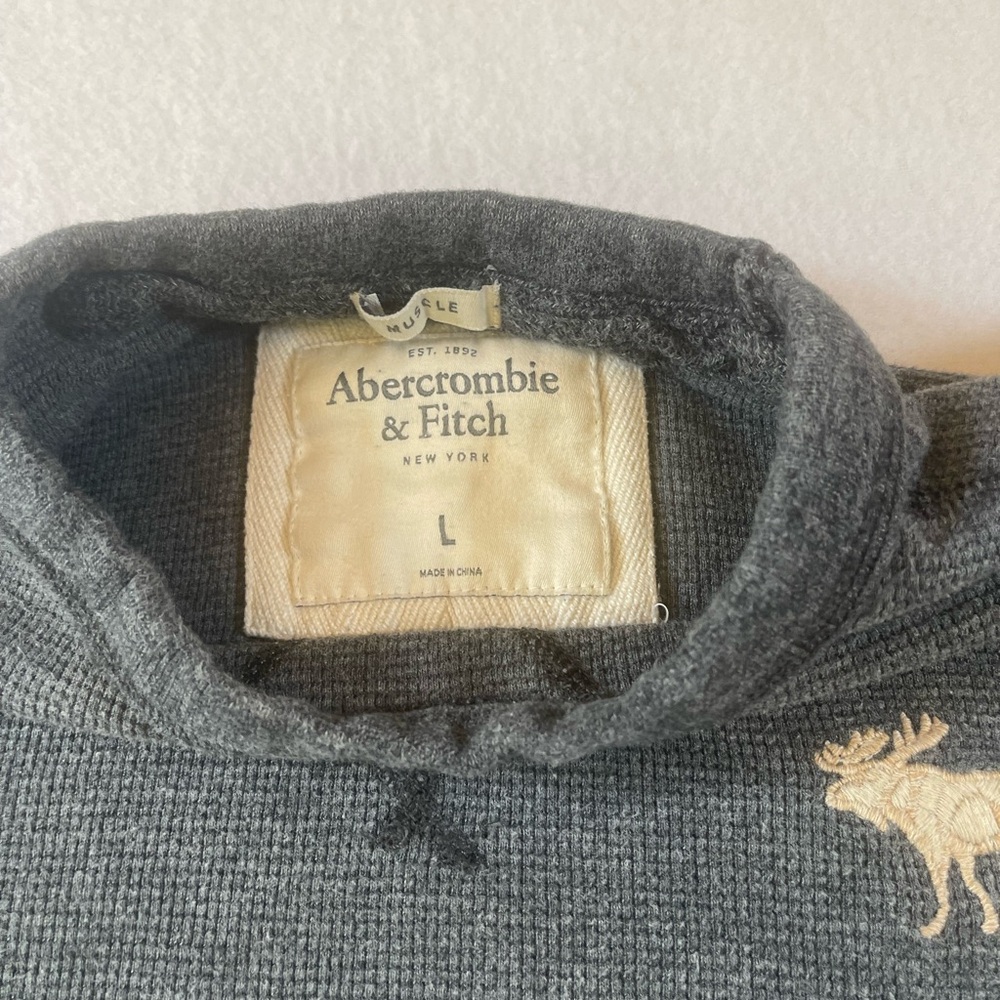 Abercrombie & Fitch Charcoal Long Sleeve Thermal sweatshirt size Large - Picture 2 of 7